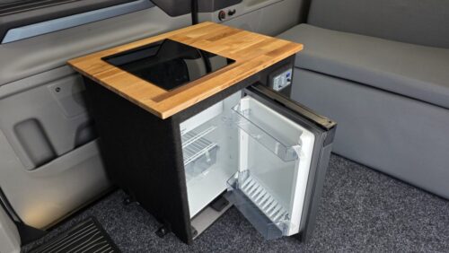 Ford Transit Tourneo – ketterä retkeilyauto mittatilaustyönä