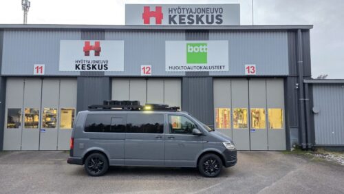 Ammattitason koiravarustelu VW Transporteriin