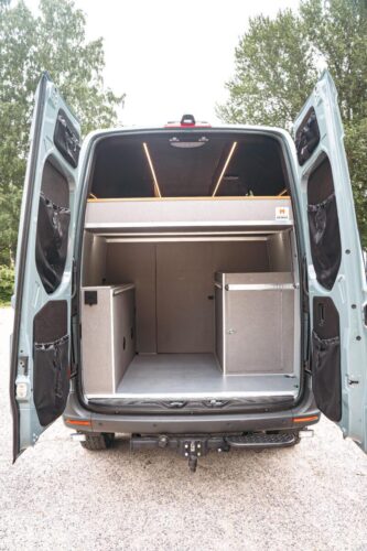 MB Sprinter retkeilyauto #11251