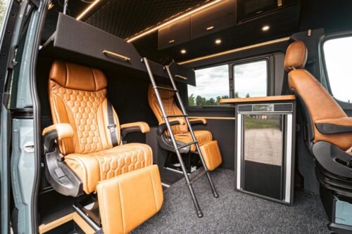 MB Sprinter retkeilyauto #11251