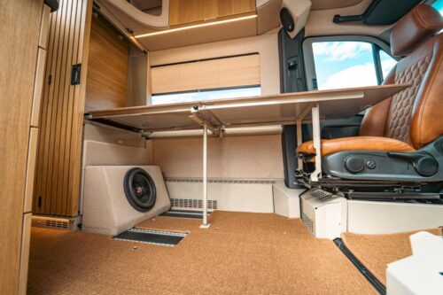 Omavarainen MB Sprinter retkeilyauto #3309