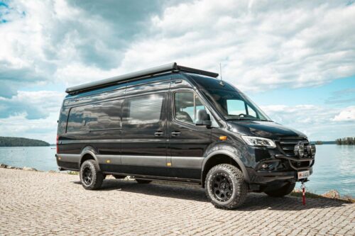 Omavarainen MB Sprinter retkeilyauto #3309