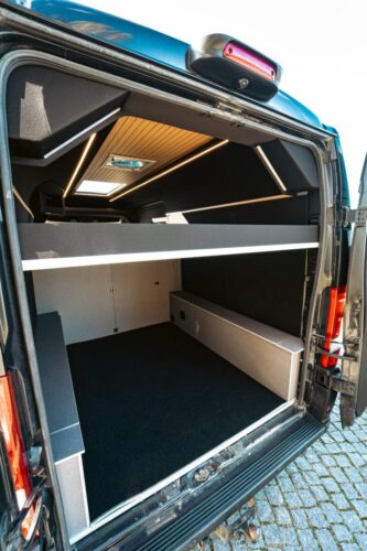 Fiat Ducato retkeilyauto