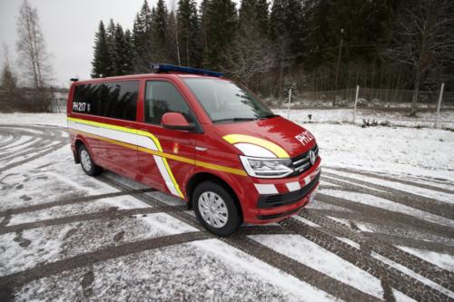 Volkswagen Transporter pelastuslaitoksen miehistöauto